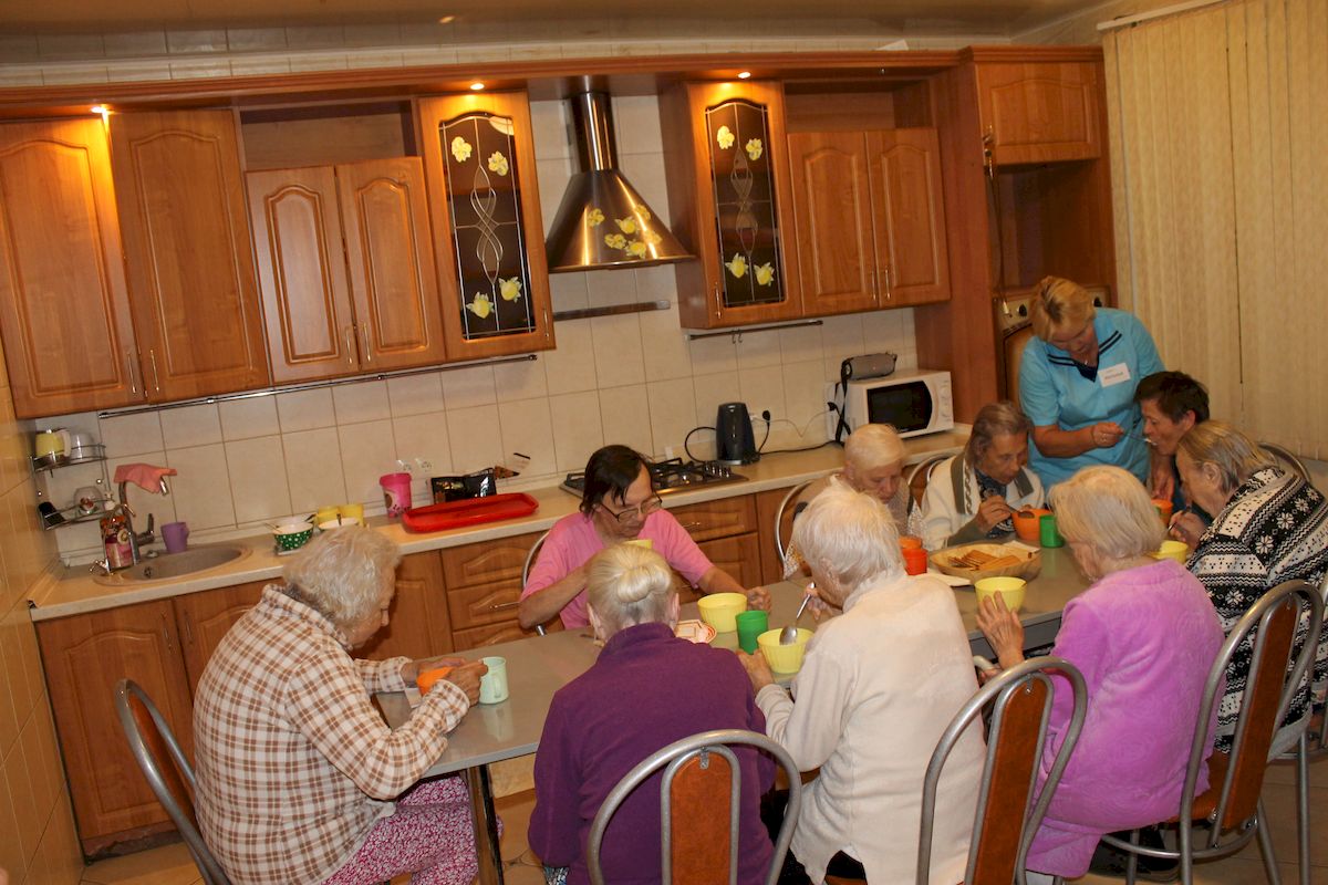 Питание в пансионате для пожилых людей и инвалидов